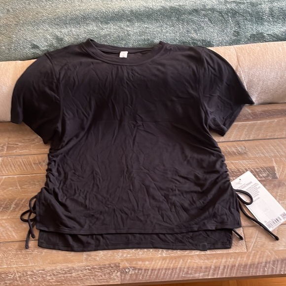 Lululemon Side Cinch Ribbed T - Picture 2 of 5